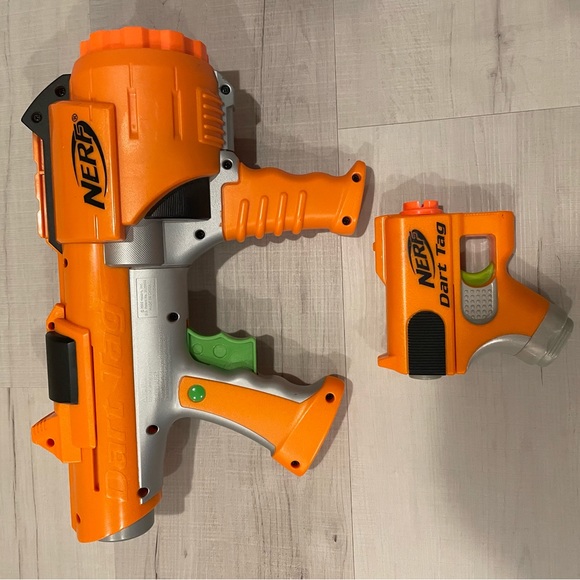 Nerf Dart Tag Rotating Blasters and Pistols - Picture 8 of 9